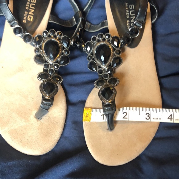 Alfred Sung Sandals - Picture 5 of 5
